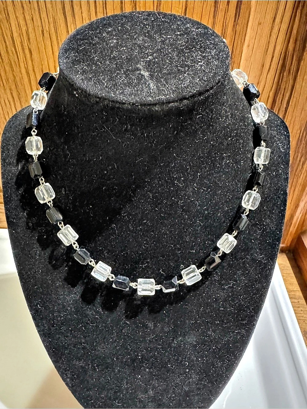 Vintage Black & Clear Faceted Glass Beaded Choker Necklace